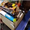 Image 2 : BOX OF LIGHT BULBS, KIDS TOYS, CANTILEVER UMBRELLA BASE