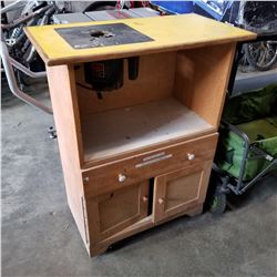 SKIL ROUTER IN ROLLING WORK TABLE