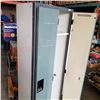 Image 3 : 2 LOCKER BANK 6 FOOT TALL