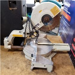 MAKITA SLIDING COMPOUND SAW