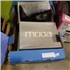 Image 2 : 17 NEW PAIRS OF SHOES SIZE 7-1/2 TO 9