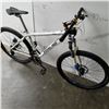 Image 3 : VORLAND COLOGNE 300 BIKE