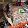 Image 1 : BOX OF NEW COCOA CHIPS ORCHID MIX