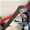 Image 2 : 4 SNOWBOARDS, 3 W/ BINDINGS