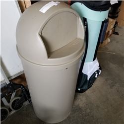 COMMERCIAL RUBBERMAID GARBAGE CAN