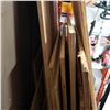 Image 3 : LARGE LOT OF PLYWOOD 3-7FT LONG