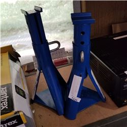 PAIR OF BLUE JACK STANDS