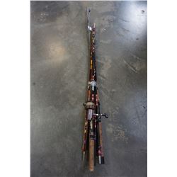 BUNDLE OF FISHING RODS