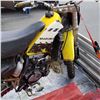 Image 8 : SUZUKI 250 DIRT BIKE