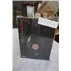 Image 4 : WHITE BEATS TOUR IN EAR HEADPHONES  - UNAUTHENTICATED