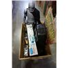 Image 1 : BOX OF STAR WARS COLLECTIBLES