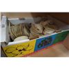 Image 1 : BOX OF MARIGOLD 22K GOLD BRITISH DISHWARE