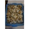 Image 3 : TRAY OF KEYCHAINS AND TRAY OF CLIPS