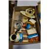Image 2 : 2 TRAYS OF DOLL HOUSE TOYS AND KITCHEN DISH PLAYSET