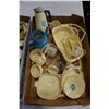 Image 3 : 2 TRAYS OF DOLL HOUSE TOYS AND KITCHEN DISH PLAYSET
