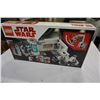 Image 2 : NEW LEGO STARWARS HOTH MEDICAL CHAMBER 75203