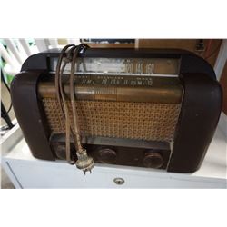 RCA VICTOR ANTIQUE RADIO