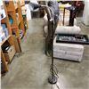 Image 1 : BLACK FLEXIBLE HEAD FLOOR LAMP
