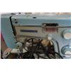 Image 3 : KENMORE C877.781 SEWING MACHINE, HEAVY DUTY QUILTING MODEL