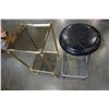 Image 1 : SQUARE BRASS PLANT STAND AND BAR STOOL