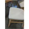 Image 5 : DINING TABLE W/ JACKKNIFE LEAF AND 4 CHAIRS