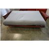 Image 4 : GREY FUTON