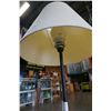 Image 5 : BLACK FLOOR LAMP