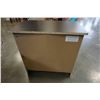 Image 3 : BLACK 1 DOOR STAND