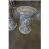Image 2 : 2 DECORATIVE PILLARS