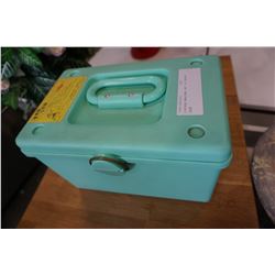 VINTAGE MAHJONG SET IN GREEN CASE