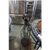 Image 2 : METAL WINE RACK AND ENDTABLE