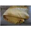 Image 1 : VINTAGE GOLDEN DAWN WOOL BLANKET