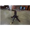 Image 1 : MAHOGANY GLASS TOP PARLOUR TABLE
