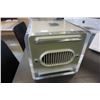 Image 4 : APPLE CUBE DESKTOP COMPUTER
