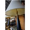 Image 2 : PAIR OF BLACK AND GOLD TABLE LAMPS