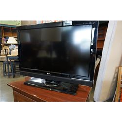 TOSHIBA 32" TV