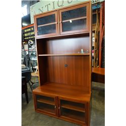 4 PIECE DESK AND STORAGE UNIT