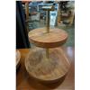 Image 2 : 2 WOOD SERVING PLATTERS