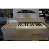 Image 2 : MAGNUS JEWEL ELECTRIC CHORD ORGAN