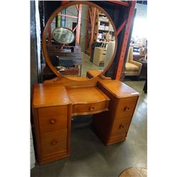 MAPLE 5 DRAWER VANITY W/ MIRROR