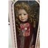 Image 6 : 4 PORCELAIN DOLLS IN BOX