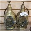 Image 1 : 2 ANTIQUE BRASS LANTERNS
