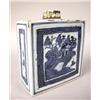 Image 1 : A CHINESE EXPORT PORCELAIN TEA CADDY, 5"h x 4-1/2