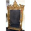Image 1 : A GEORGE II CARVED GILTWOOD LOOKING GLASS English