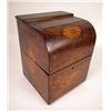 Image 1 : A GEORGE III INLAID MAHOGANY TRAVELING DRINKS CAB