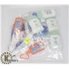 Image 1 : BAG OF TRAVEL BATHROOM PRODUCTS