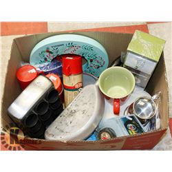 LOT OF MISC HOUSEHOLD