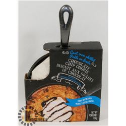 CAST IRON SKILLET BAKING SET