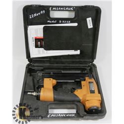 BOSTITCH S-32 SX PNEUMATIC STAPLE GUN