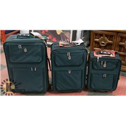 HEYS BRAND NEW LUGGAGE SET